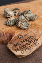 Load image into Gallery viewer, 6 small rock oysters.