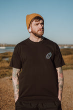Load image into Gallery viewer, Oyster t-shirt. Mothershucker