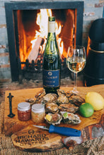 Load image into Gallery viewer, Mersea rock oysters. Mersea oysters in London.