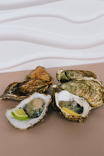 Load image into Gallery viewer, A mix of Jersey rock oysters and Mersea rock oysters. Richard Haward&#39;s Oysters