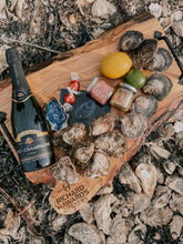 Load image into Gallery viewer, Oyster gift set. Champagne and oysters. Mersea Oysters 