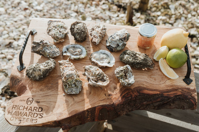 Oyster gift set. Gift ideas. Mersea oysters. 