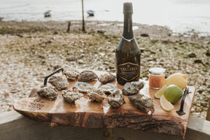 Oysters and fizz. Mersea oysters. Richard Haward's Oysters 
