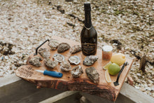 Load image into Gallery viewer, Oyster set with prosecco and knife. Oyster shucking knife. 